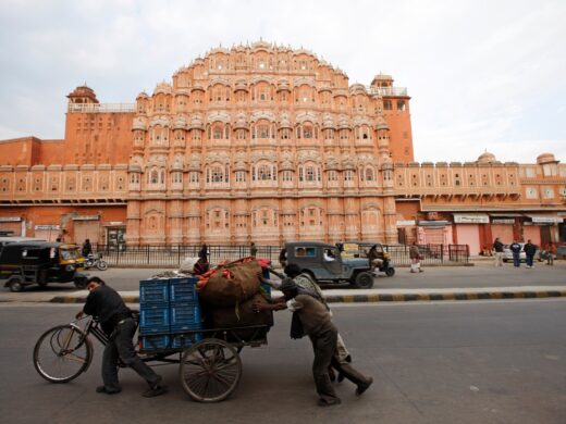 Hawa mahal palace of winds jaipur rajasthan