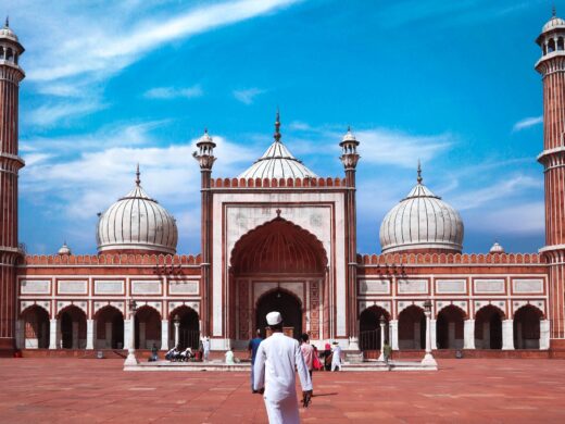 Jama Masjid was buit by Mughal emperor Shah Jahan in 16th century. Its the biggest Mosque of India.