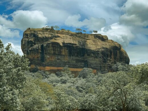 sigiriya-rock
